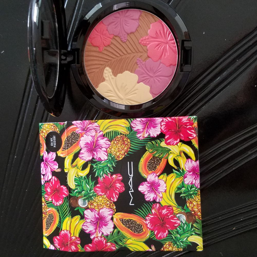 MAC Pearlmatte Face Powder-NIB